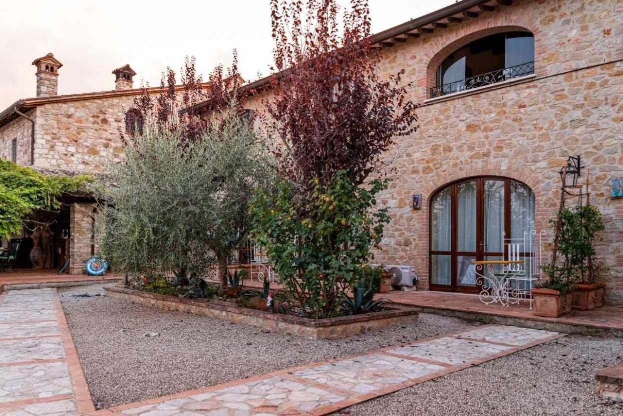 الشقق الفندقية توديفي  Residenza Collefiorito المظهر الخارجي الصورة